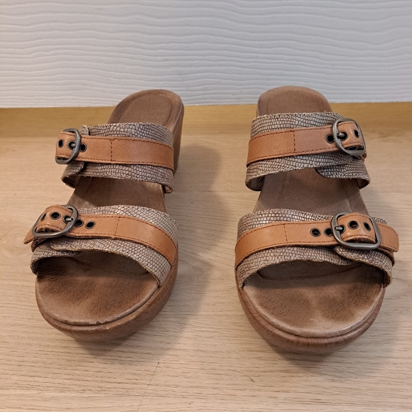 Dansko Brown Grey Leather Jessie Lizard Sand Slip On Buckle Sandals Clogs Sz 37 - Picture 2 of 7